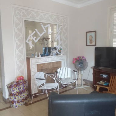 Oferta!!! Casa independiente en Santos Suárez con carporshe para un auto y espacio para otro y 5 cuartos!!! - Img 82407875