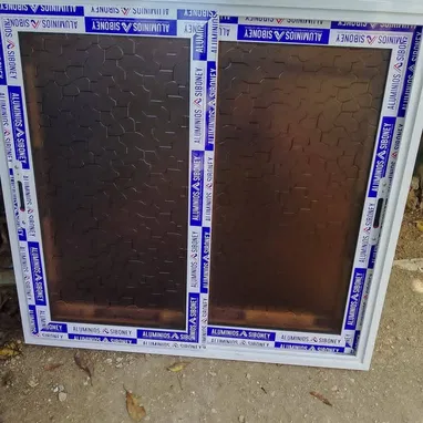 Hacemos todo tipo de trabajo de marqueteria de aluminio con cristal a la medida y gusto del cliente - 2/10