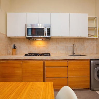 Amplio estudio de 1 dormitorio - Img 125938518