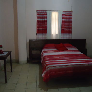SE RENTA APARTAMENTO INDEPENDIENTE SITO EN CALLE 25 ENTRE PASEO Y CALLE A - Img 122732138