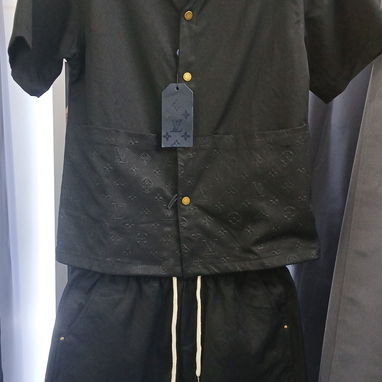 CONJUNTO DE CAMISA Y CHORT DE HOMBRE LOUIS VUITTON - Img 119360664