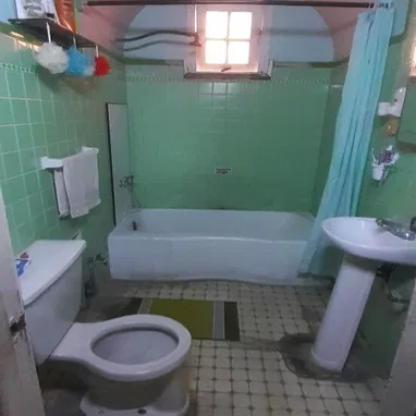 Venta de Casa [Dos en una propiedad] en San Anselmo 554 / Salvador y Cerezo, El Canal, Cerro, La Habana. - Img 116274555
