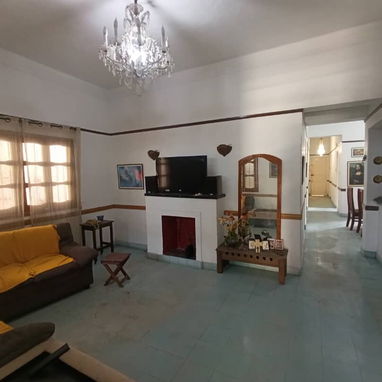 🏠 ¡EN VENTA! Casa independiente en Playa, La Habana 📍  💰 Precio: $85,000 USD (Negociable) - 4/10
