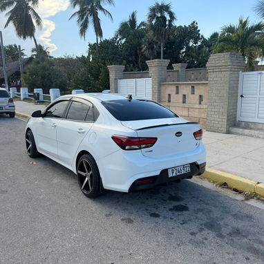 Vendo o negocio Kia Río 2019 es mejor de Cuba - Img 116194287