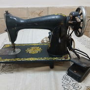Maquina de coser Singer - Img 57961588