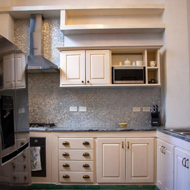 📢📢📢LUJO EN CENTRO HABANA, SE VENDE HOSTAL DE TRES PISOS 📢📢 - Img 121716176