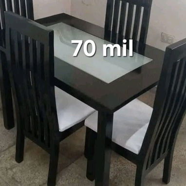 Camas , colchones y juegos de comedor - Img 123433381