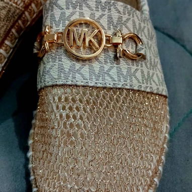 Zapatos alpargatas unisex de diferentes marcas. - 4/10