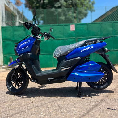 `🛵 AVISPON ELÉCTRICA Xmox TANK 🛵`  ⚙️𝐄𝐒𝐏𝐄𝐂𝐈𝐅𝐈𝐂𝐀𝐂𝐈𝐎𝐍𝐄𝐒 • 2000w - 72v - 45 ah • ⁠batería de LIPO4 - 3/5