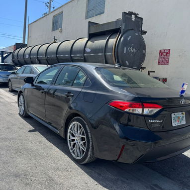 Vendo un negocio toyota Corolla, 2022 con 70,000 km - Img 113379226