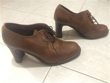 Zapatos originales de tacón marca Pikolinos - Img main-image