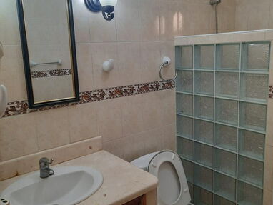 🌟 Renta casa en Cojímar de 3 habitaciones,2 baños, piscina, portal, cocina, parqueo - Img 64124741