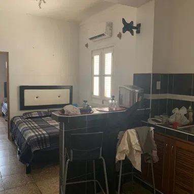 A la venta Apartamento interior a pocos metros de la Universidad de La Habana y el Canal Habana - 7/10