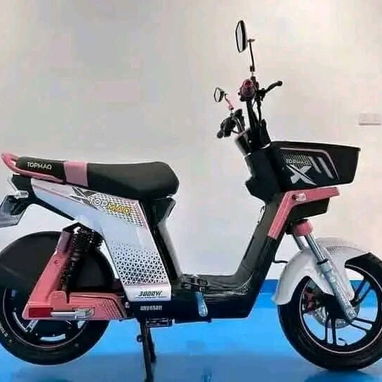 Vendo motos electricas, triciclos y bicimotos en buen precio - Img 124486243