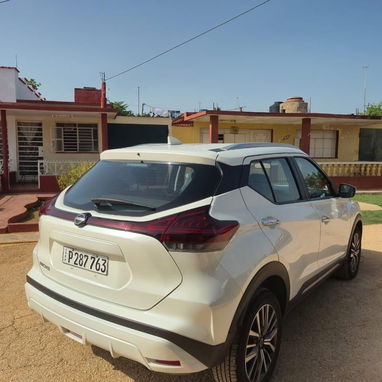 NISSAN KICKS 2023 - 3/5