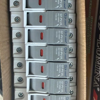 DE TODO EN CABLES PARA PANELES, CONECTORES,BREAKER, PROTECTORES, PANELES PLEGABLES Y RIGIDOS - 4/6