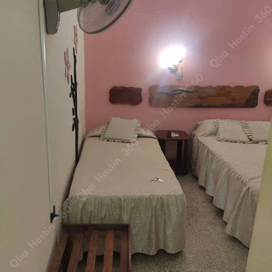 RENTA hostal de 2 habitaciones EN CIEGO DE AVILA con Qba Hostin  360 - 2/10