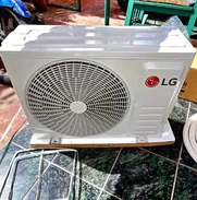 Split LG (no son inverter)  1 tonelada 🔅 - Img 49970492