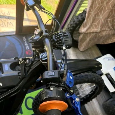 2023 light bee 2k miles ready to ride just had a fresh service and new jack shaft bearing New belt New stand - Img 124729661