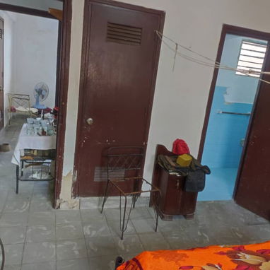 Vendo apto 1erp SSuárez 2/4 balcón 8000 - Img 123825167