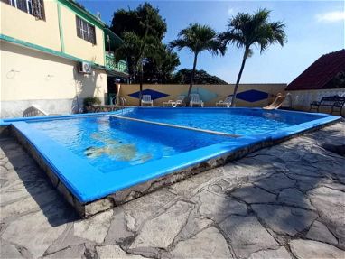 Casa de renta de 5 habitaciones con piscina grande en guanabo. Whatssap 52959440 - Img 64658478