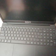 Compro laptop igual a esta q este rota, solo necesito carcasa - Img 57500915