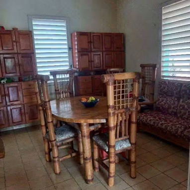 SE VENDE CASA COMPLETAMENTE INDEPENDIENTE EN EL SEVILLANO - 2/7