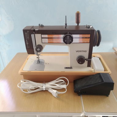 MAQUINA DE COSER VERITAS (eléctrica 220v) - 2/2