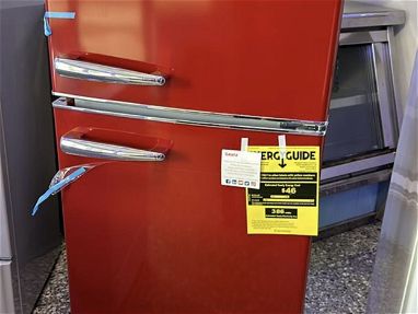 Refrigeradores nuevos en su caja - Img main-image