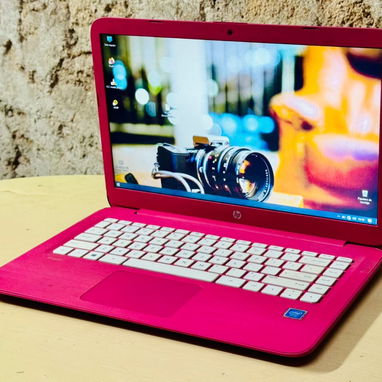 Laptop HP 14 pulgadas HD rosada - 2/7