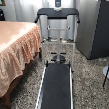 caminadora. - 3/4
