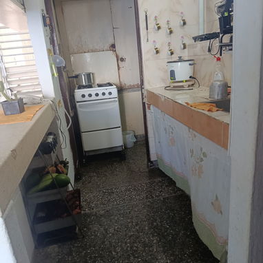 VENDO APARTAMENTO EN EL VEDADO MALECÓN!!!!!VERDADEROS INTERESADOS ESCRIBIRME AL WHATSAPP 👇🏻 - 8/10