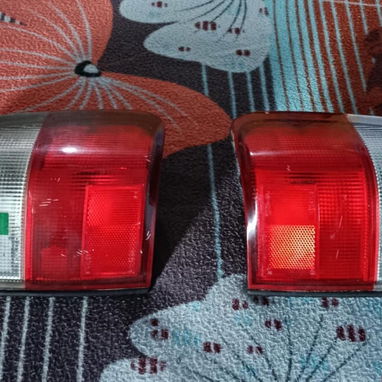 Focos traseros de Mitsubishi L200 - 2/2