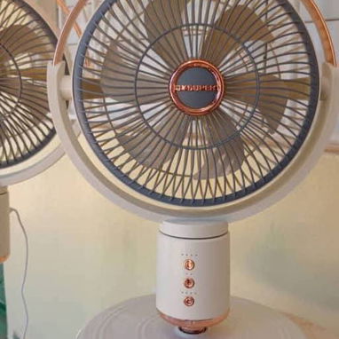 Ventilador recargable JYSUPER 3 en 1, 4 velocidades 12000 mhap, batería de litio Cabezal giratorio 360° precio 90 USD - Img 124445977
