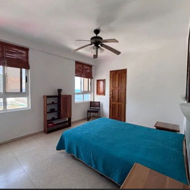 Apartamento con vistas al mar 3 cuartos y medio - Img 100709786