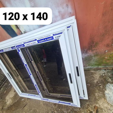 Ventanas de aluminio con cristal de 1mt x 1.40 y 1.40x1.60 - 4/5