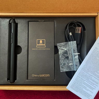 Tableta gráfica One by Wacom (CTL-472) – Casi nueva, poco uso, incluye accesorios - Img 123191221
