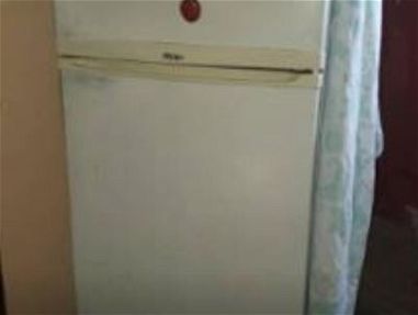 Vendo refrigerador Haier con su base - Img main-image-45644183
