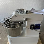 Sobadora de 25 litros de capacidad.nueva en el huacal Precio 2500 - Img 57550348