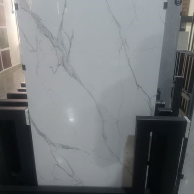 LO ÚLTIMO EN PORCELANATO - Img 125682143