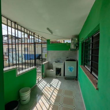 Casa - 4/10