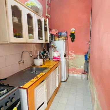 ¡Opotunidad de Inversión! Apartamento Capitalista en el Vedado cercano a la Embajada de EEUU - $36 000 USD - 9/9