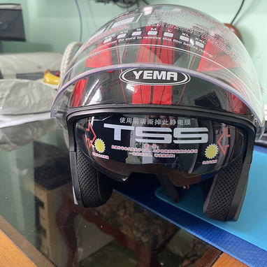 Casco para su moto Profesional cerrado con doble visera. Certificado! Rojo y negro. Con tomas de aire!! - Img 73402938