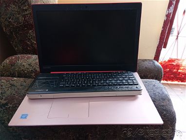 Laptop Lenovo de uso - Img main-image