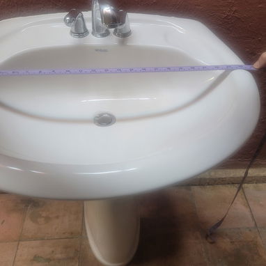 Lavamano de uso con llaves y pedestal - 3/4