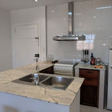 Renta de apartamento independiente con vista al mar - Img 106939269