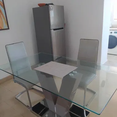 Renta Lineal apartamento moderno con garaje/ Vedado 23 y 16 de 2 Habitac 600usd ‪+34613055294 - Img 113848841
