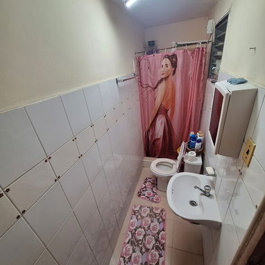 En oferta!!! precioso apto de 2 cuartos en bajos en Santos Suárez!!! - Img 116103812