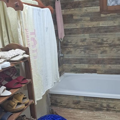 Venta de casa en Arroyo Naranjo,  puerta calle. Reparto Poey.#233 - 5/10