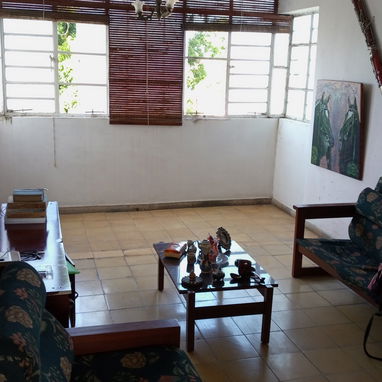 Se vende apartamento en perferto estado y muy ventilado en Miramar playa es un 4to pisos yo soy el dueño - 2/4